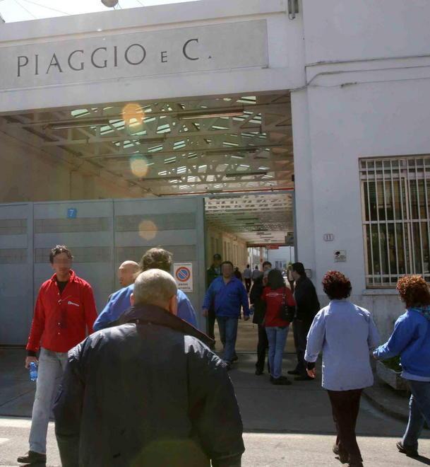 Piaggio in guerra con gli assenteisti 