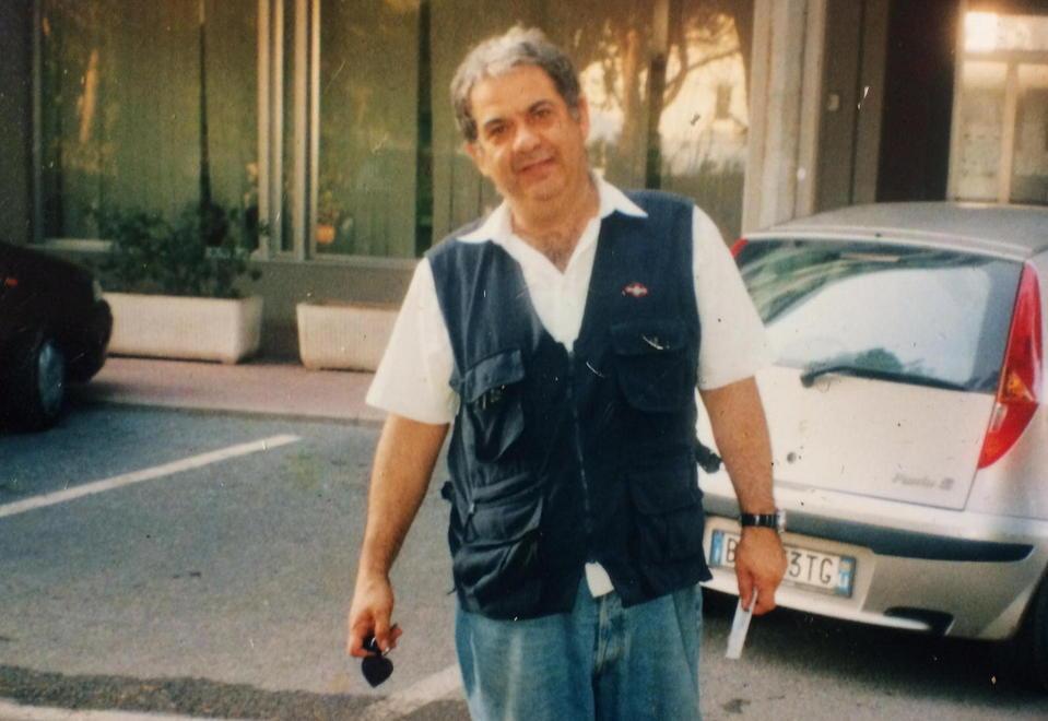Medico muore mentre va in ambulatorio 