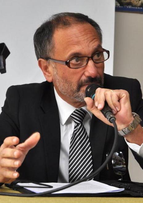 Caccia alla banda del buco Un foro alla finestra, e via 