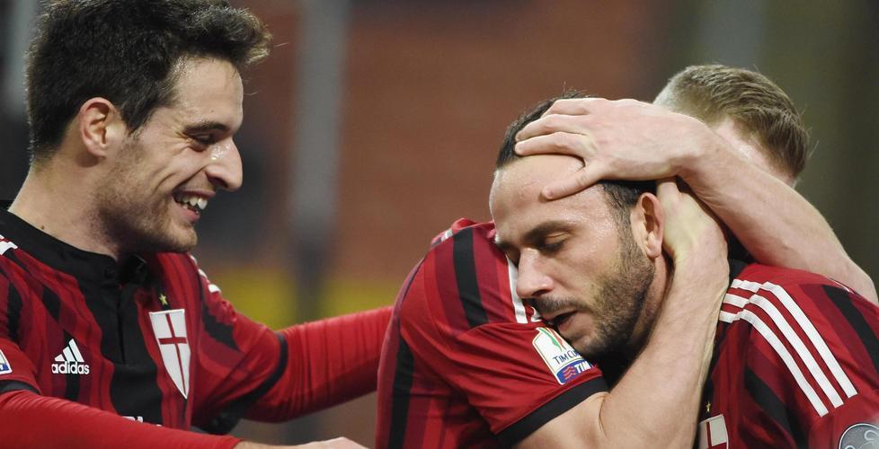 Coppa Italia, Milan ok Pazzini e De Jong eliminano il Sassuolo