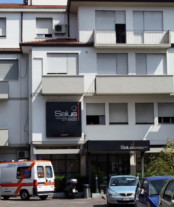«Salus, stipendi in ritardo» La replica: non è colpa nostra 
