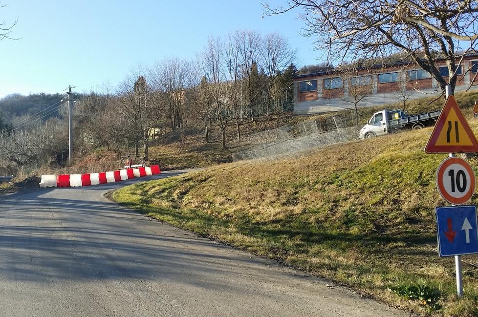 E’ iniziata la sistemazione della frana di San Cassiano 