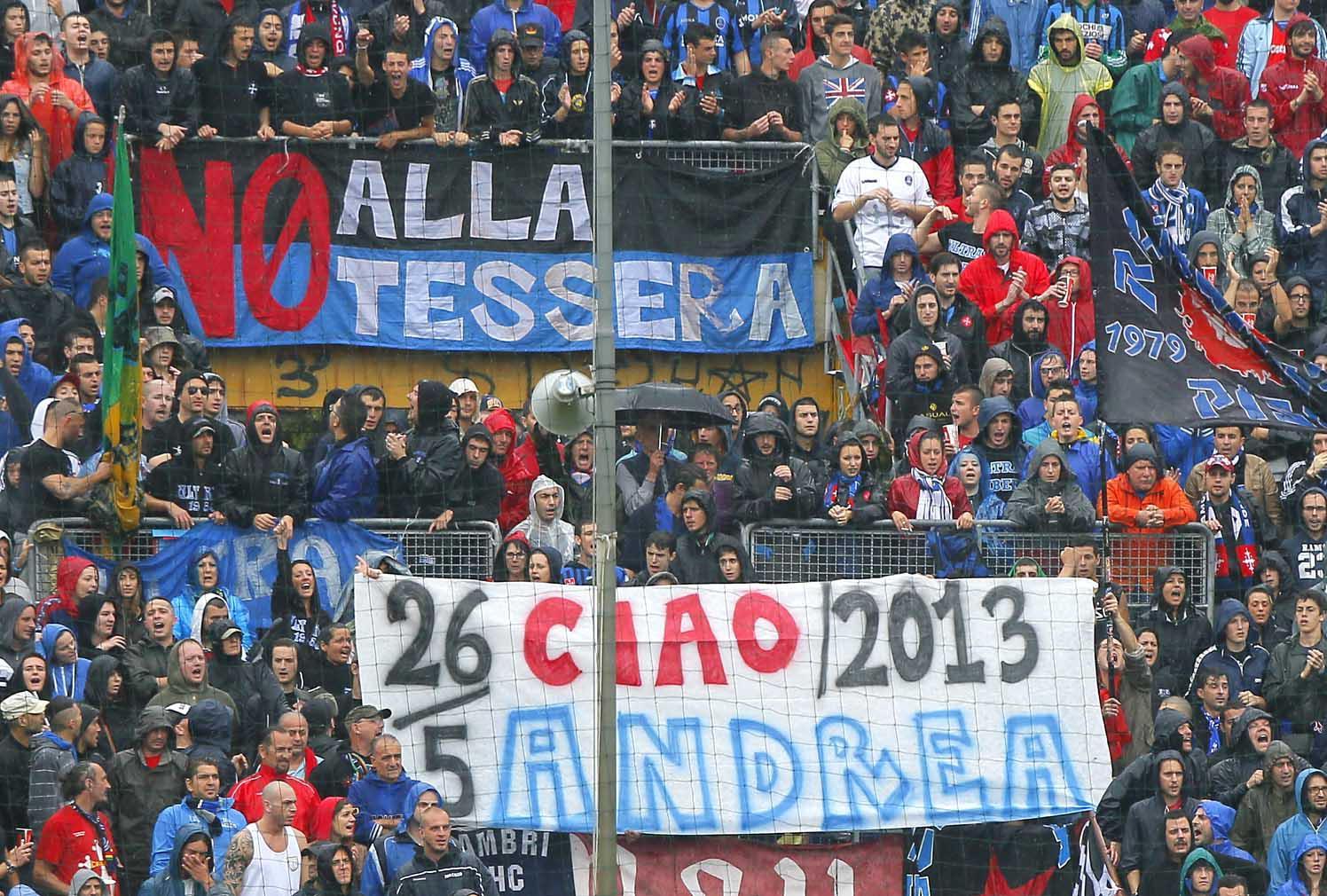 Striscioni dei tifosi all'Arena Garibaldi