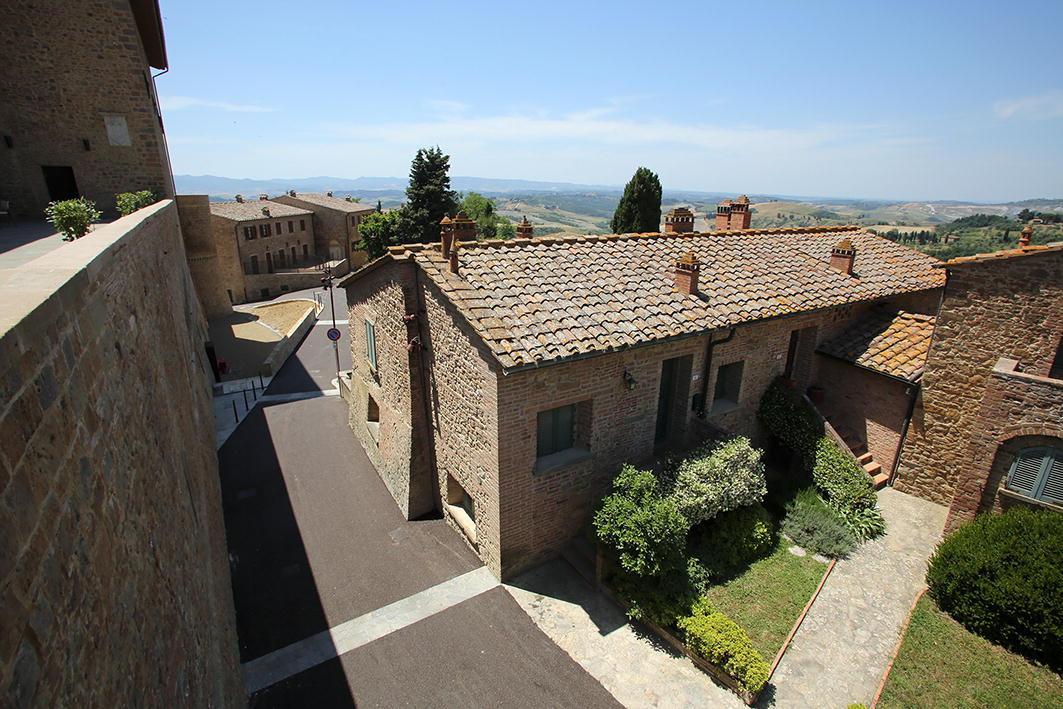 Il borgo di Castelfalfi