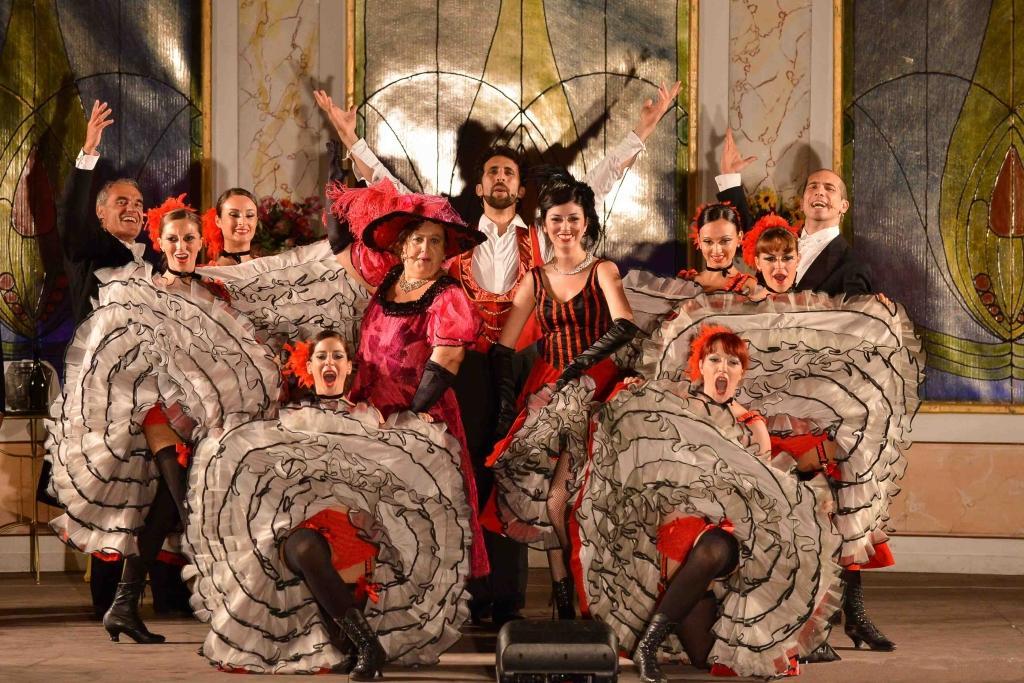 Una scena da "La vedova allegra"