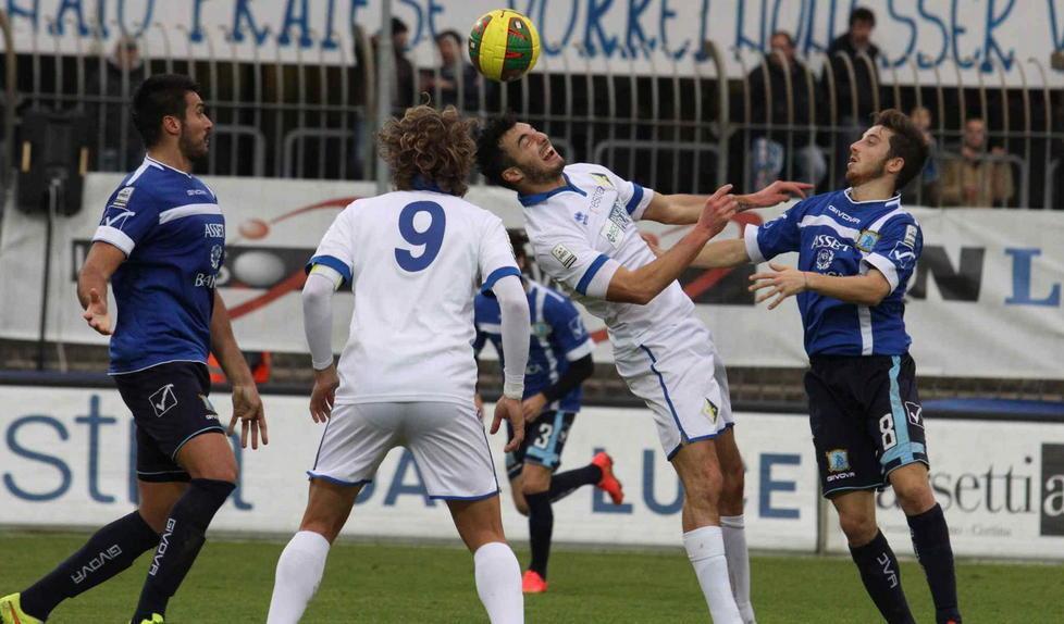 Arriva il portiere Gazzoli Bagnai lascia il Prato 
