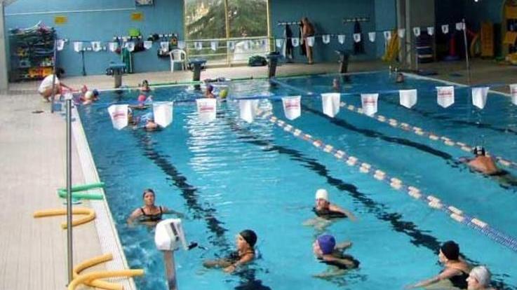 Task force ripara i guasti riapre la piscina comunale