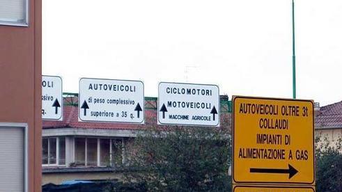 Motorizzazione a corto di nuove targhe