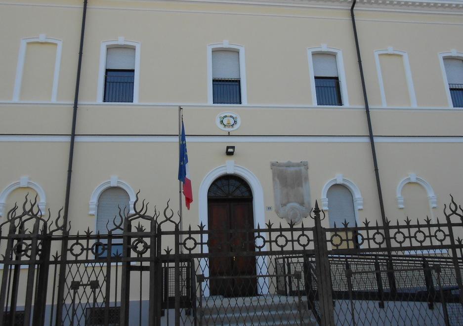 Il 2015 porta la rinnovata scuola materna