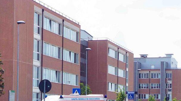 «Una sanità divisa in due. Ecco l’idea della Regione»