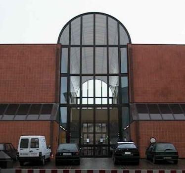 Accusato di tre stupri, imputato in due processi 