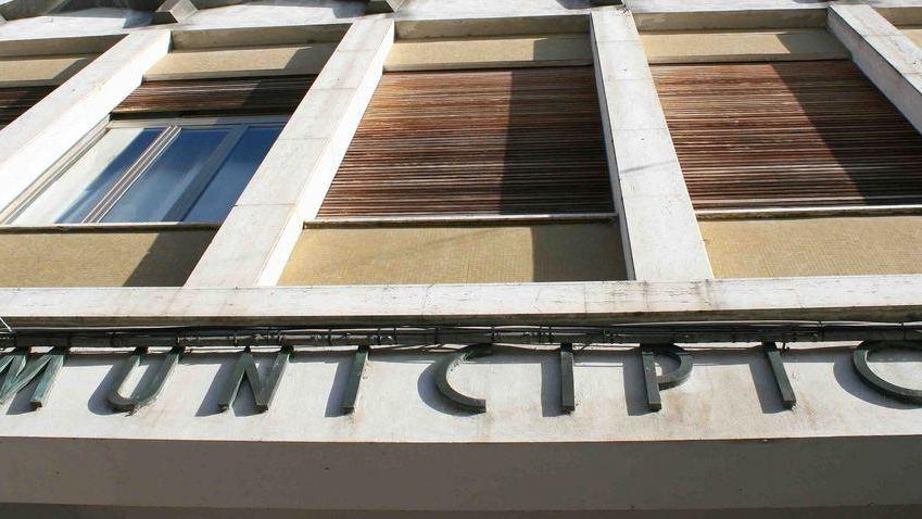 «Nessun trasloco di uffici nei locali a palazzo Bellini»