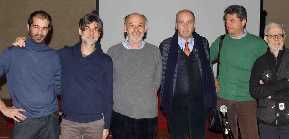Sateriale: ruppi il sistema di potere 