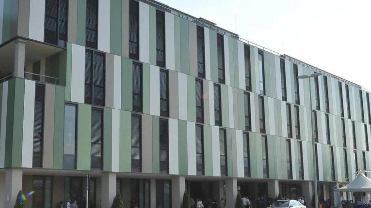 Forse un permesso di soggiorno per il nigeriano ricoverato da un anno