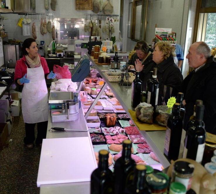 Un compleanno tutto artigianale la macelleria Nacci fa 40 anni