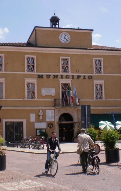 Fabbri aprirà un ufficio a sue spese 