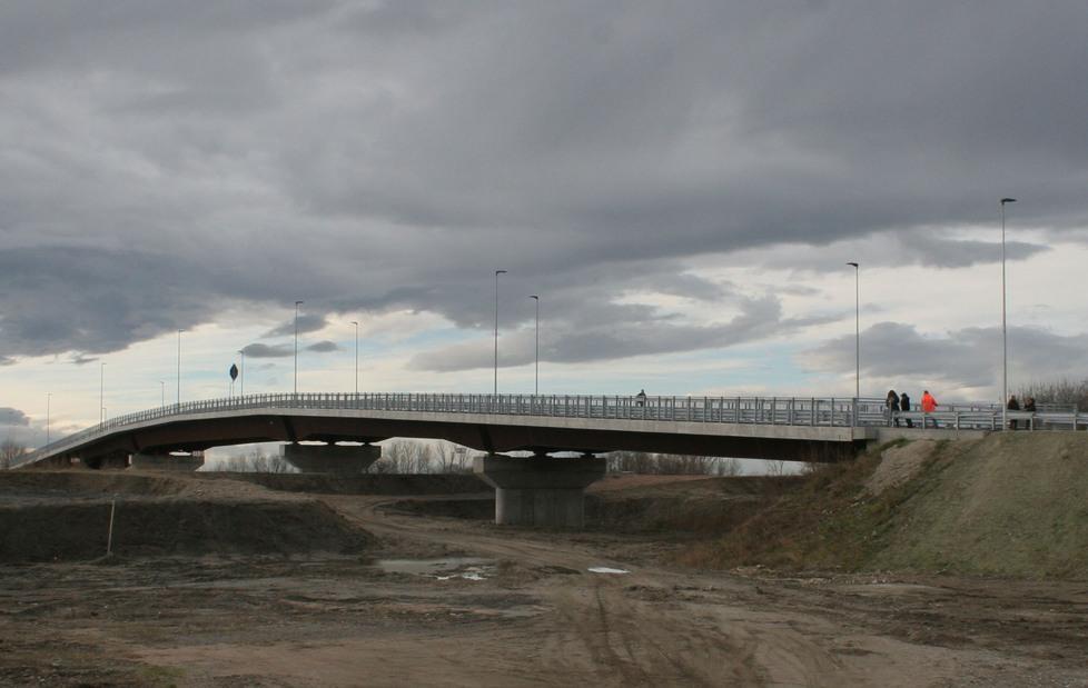 Inaugurato il nuovo ponte di Valle Lepri 