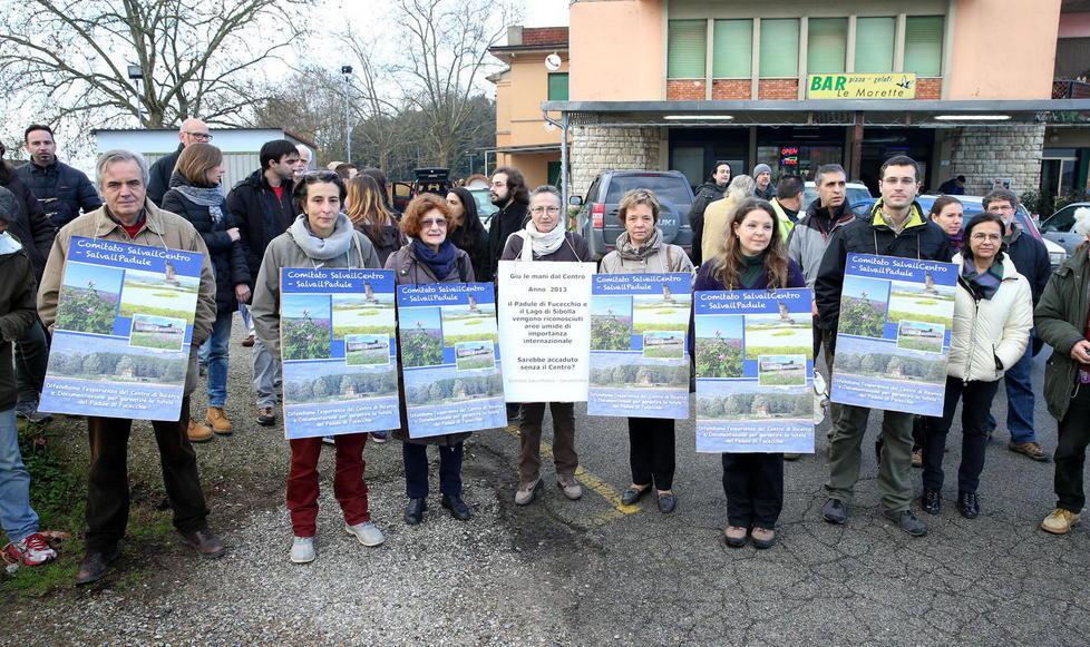Manifestazione in difesa del Centro di ricerca del Padule (Foto Nucci)