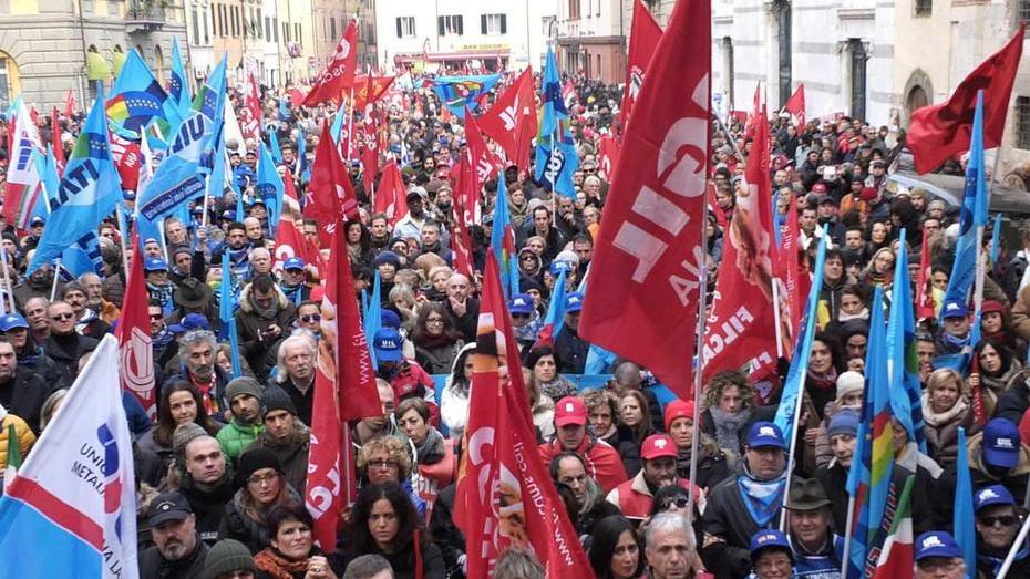 Gli stipendi sono in ritardo, il gruppo Greco in affanno