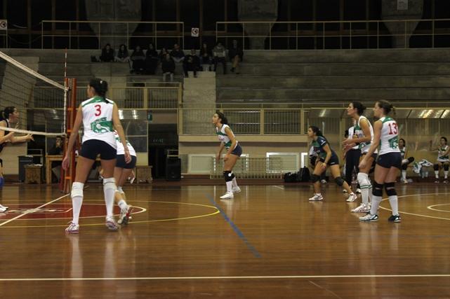 Un'azione di gioco della Rjc Soft in serie D femminile