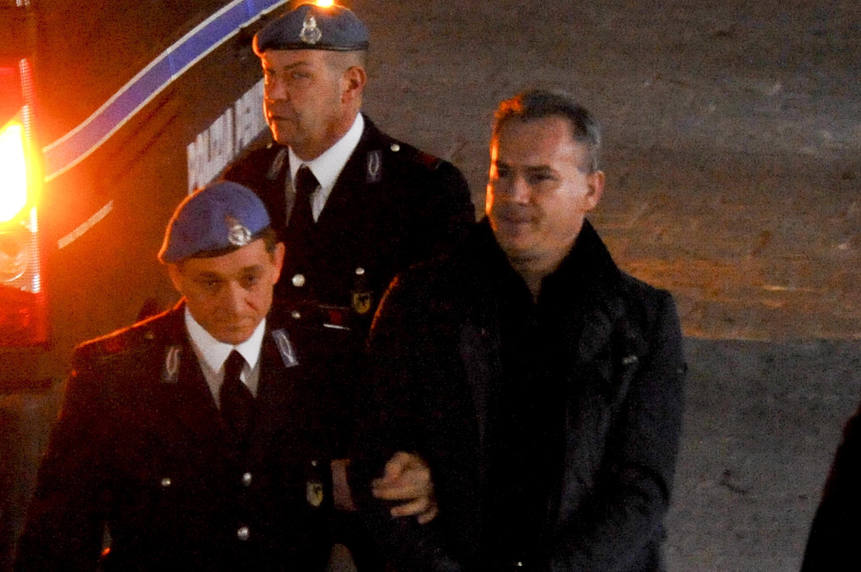 Sergio Bertini all'arrivo in Tribunale (foto Bf)