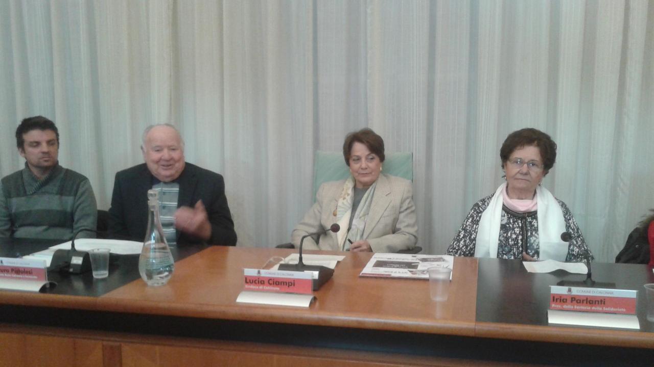 Un momento della presentazione dei corsi dell'Auser
