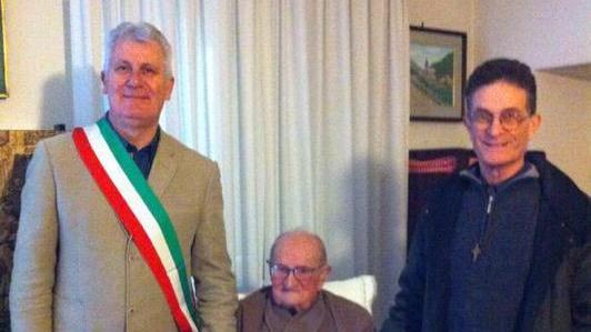 Monsummano: i 105 anni del parroco