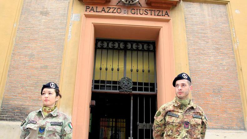 «Non dimenticherò il freddo della pistola puntata alla testa»