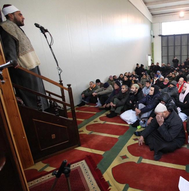La moschea di via Gioia per il Tar è irregolare 