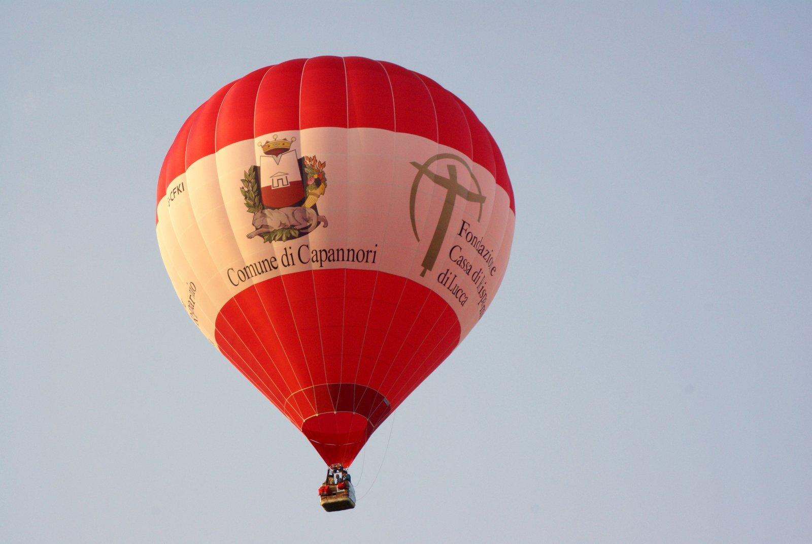 La mongolfiera del comune di Capannori