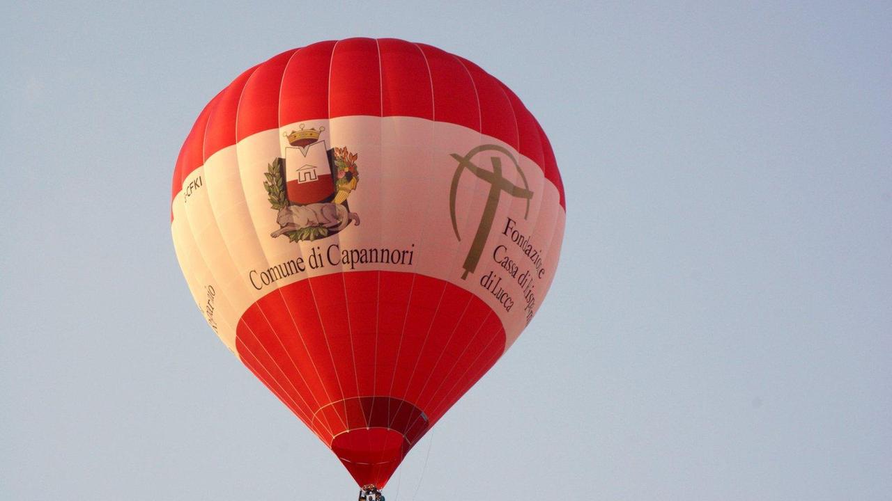 La mongolfiera del comune di Capannori