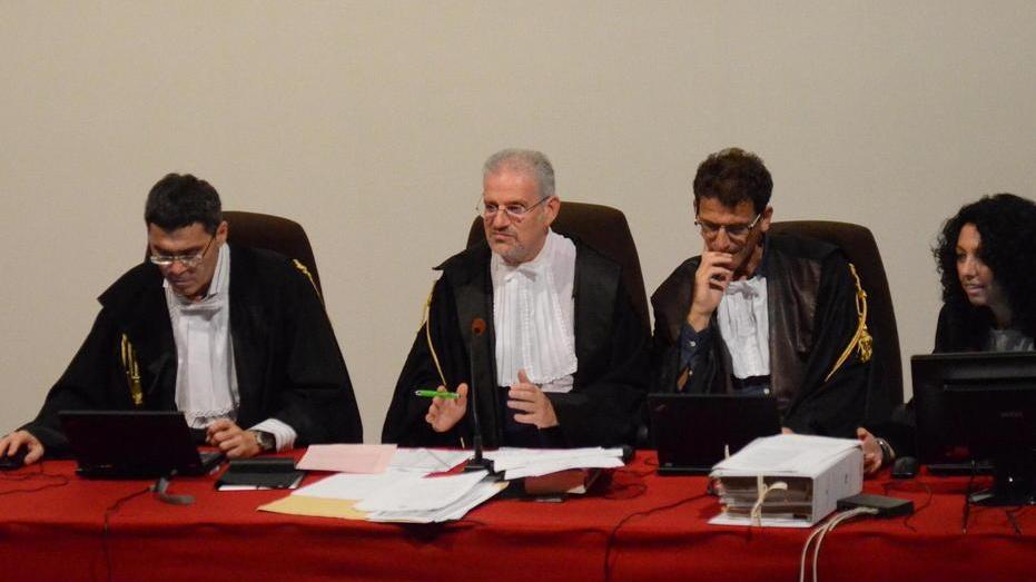 Via al conto alla rovescia per la sentenza Schettino