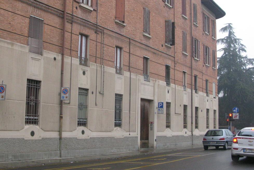 Colpito da infarto ma sua madre crede stia dormendo 