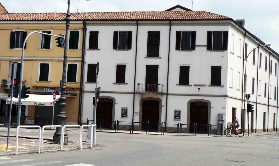 Un coro per il circolo Varos Zamboni