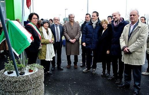 La cerimonia di intitolazione