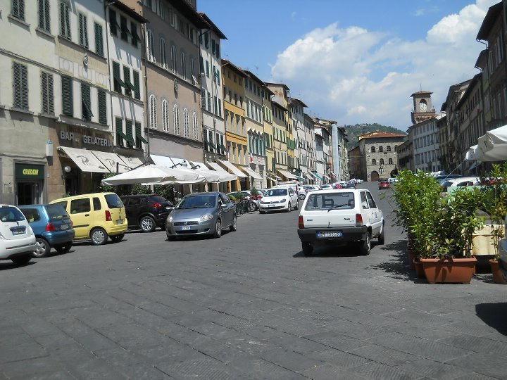 Per i disabili parcheggi scarsi e stalli blu a tariffa piena 