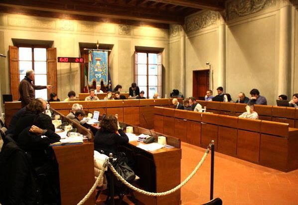 Medico di famiglia al top i redditi di giunta e consiglio 