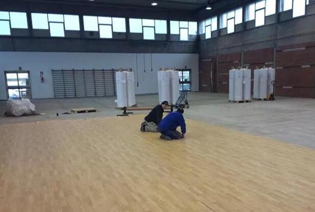 Ultimi giorni di lavori alla palestra Cavanis