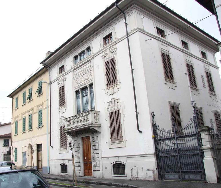 All’asta due ville simbolo di Prato