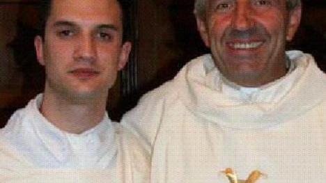 Il giovane parrocchiano Simone diventa sacerdote