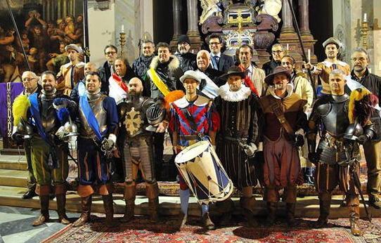 La cerimonia d’investitura celebrata nella chiesa dei Cavalieri