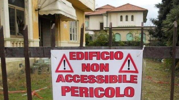 Sbarrati gli accesi all’Hotel Candia