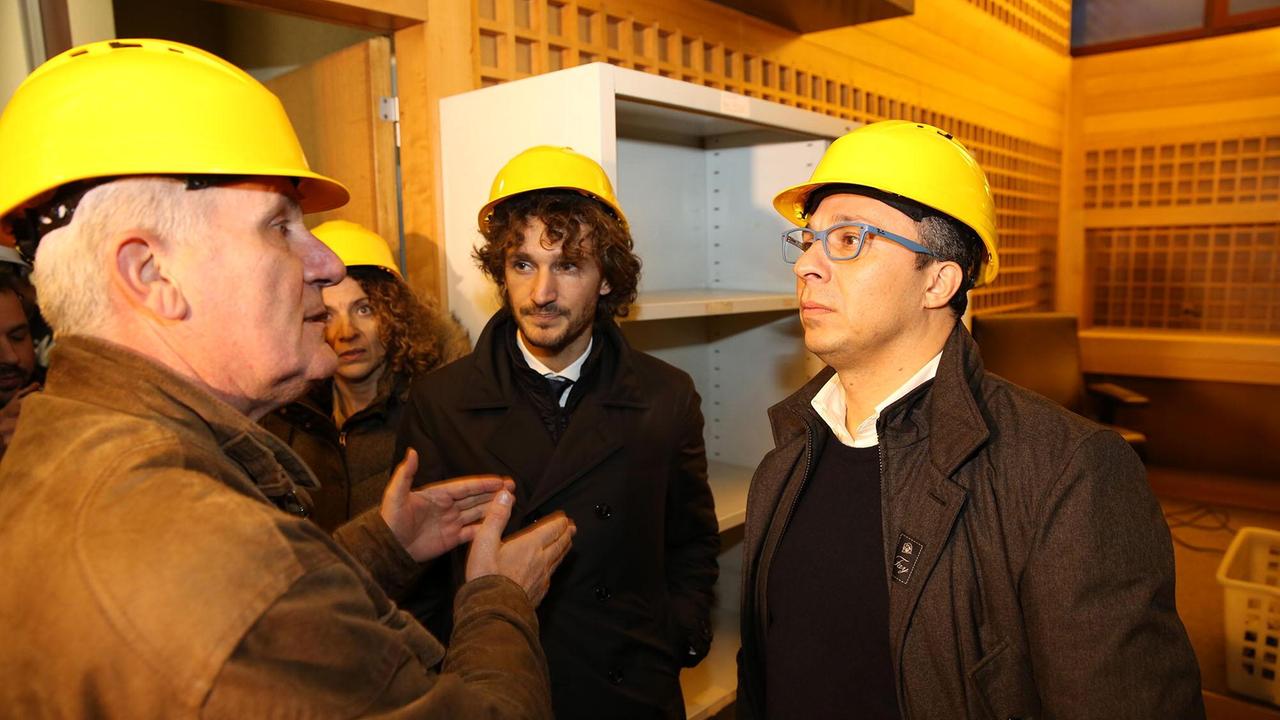Il sottosegretario Faraone (a destra) con il sindaco di Monsummano Vanni (a sinistra) e l'on. Fanucci (Foto Nucci)
