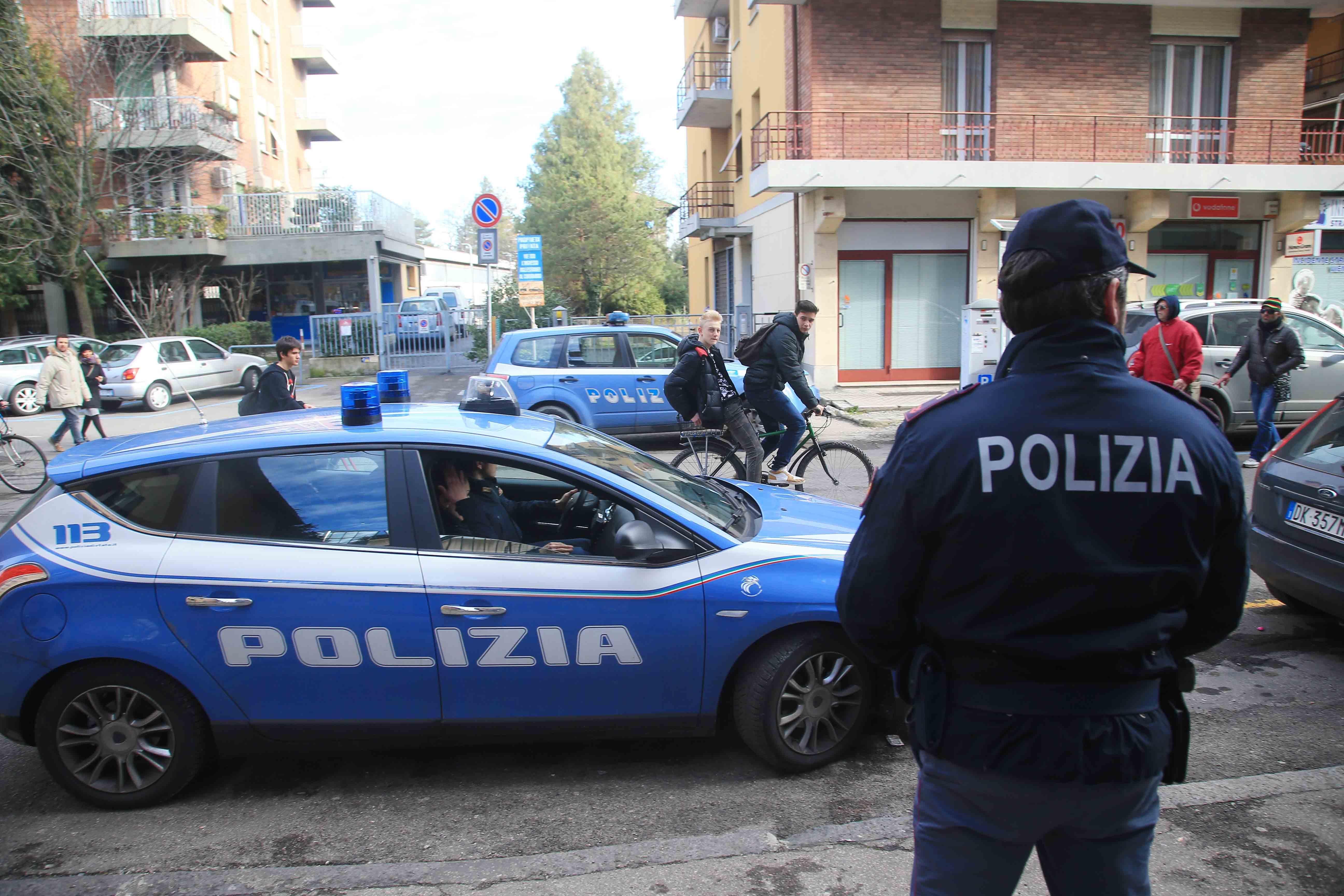 Via Filzi, controlli serrati in appartamenti e negozi