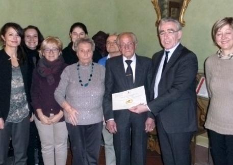 Un premio ai coniugi sposati da 60 anni 