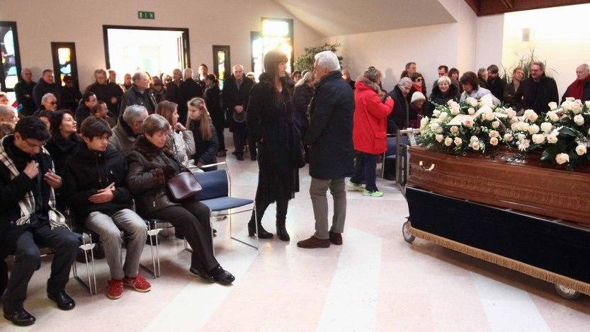 Lenzi salutato da tutti i suoi ragazzi