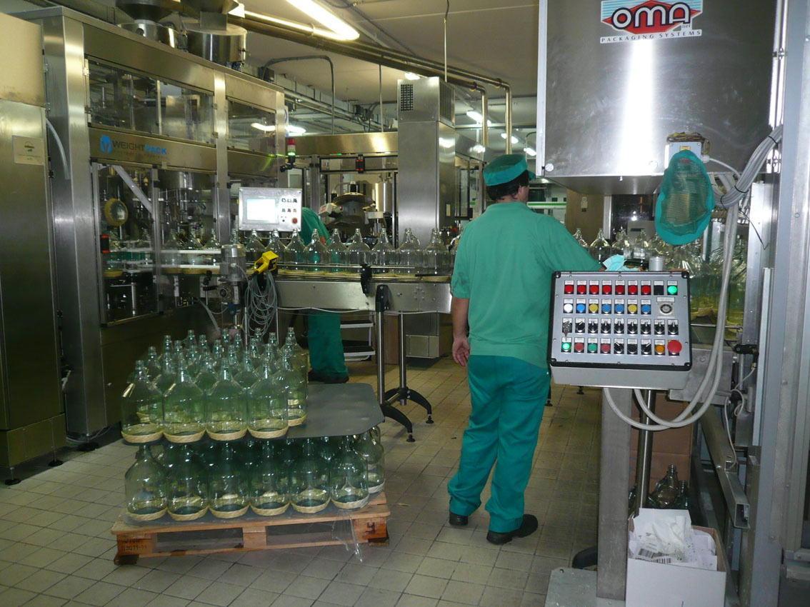 La lavorazione all'Oleificio