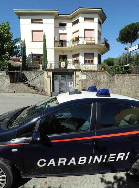 Al terzo furto scoperto sotto il letto dal proprietario 