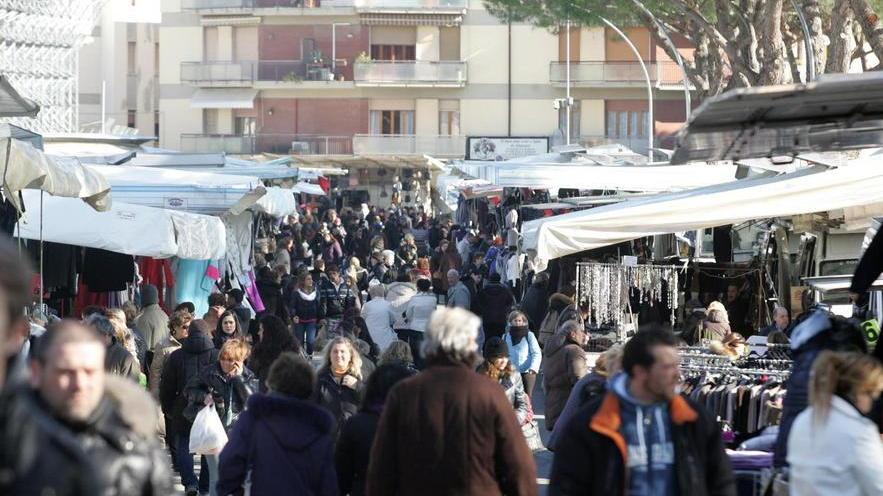 Raffica di borseggi e tentate truffe