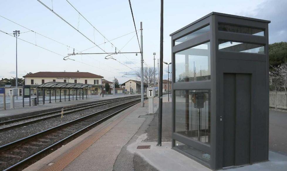 Disabili, mai attivato l’ascensore 